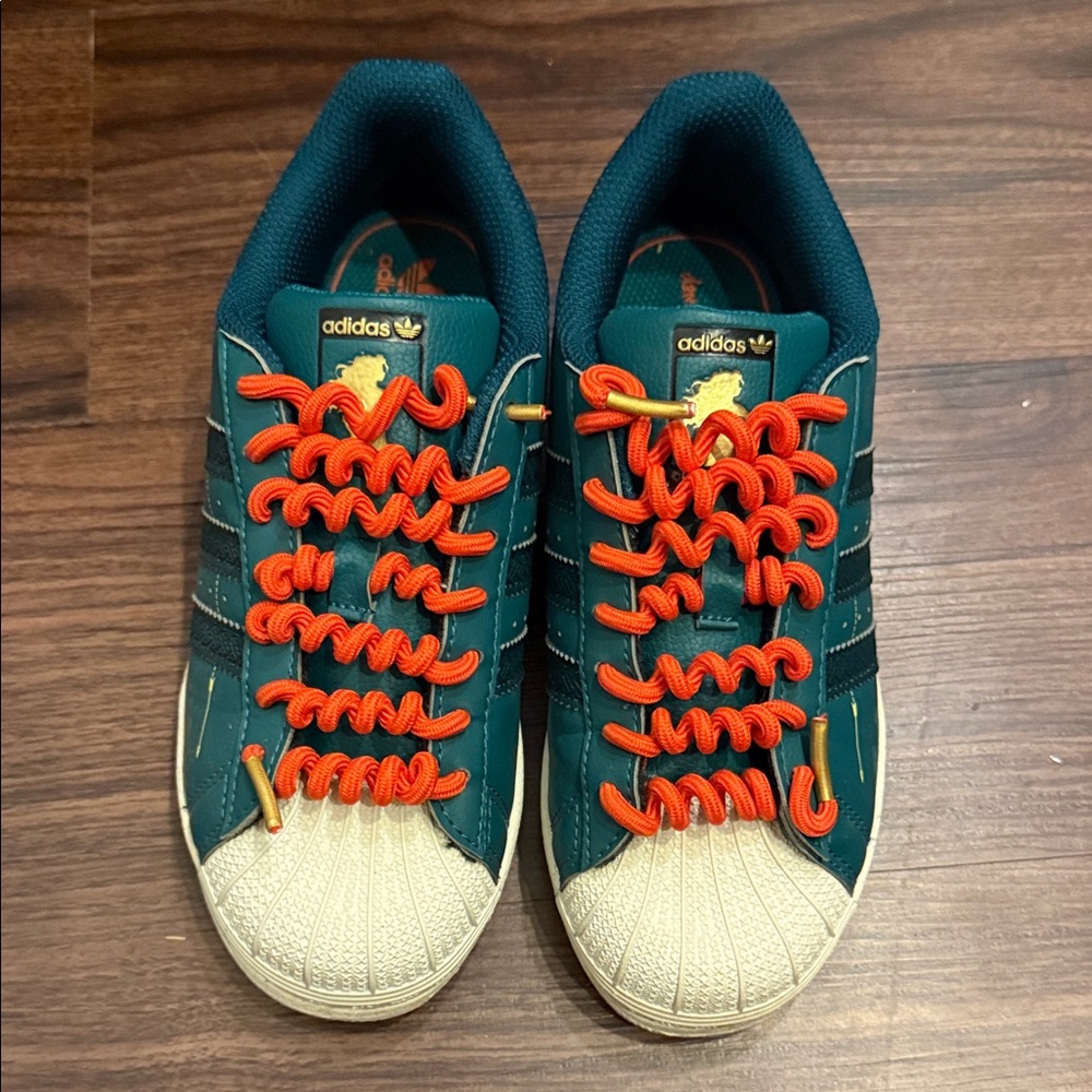 Adidas Kids Sneakers - Teal and Orange size 3 worn once. Excellent condition